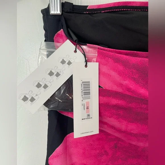 Calvin Klein swimsuit (10) - Picture 8 of 10